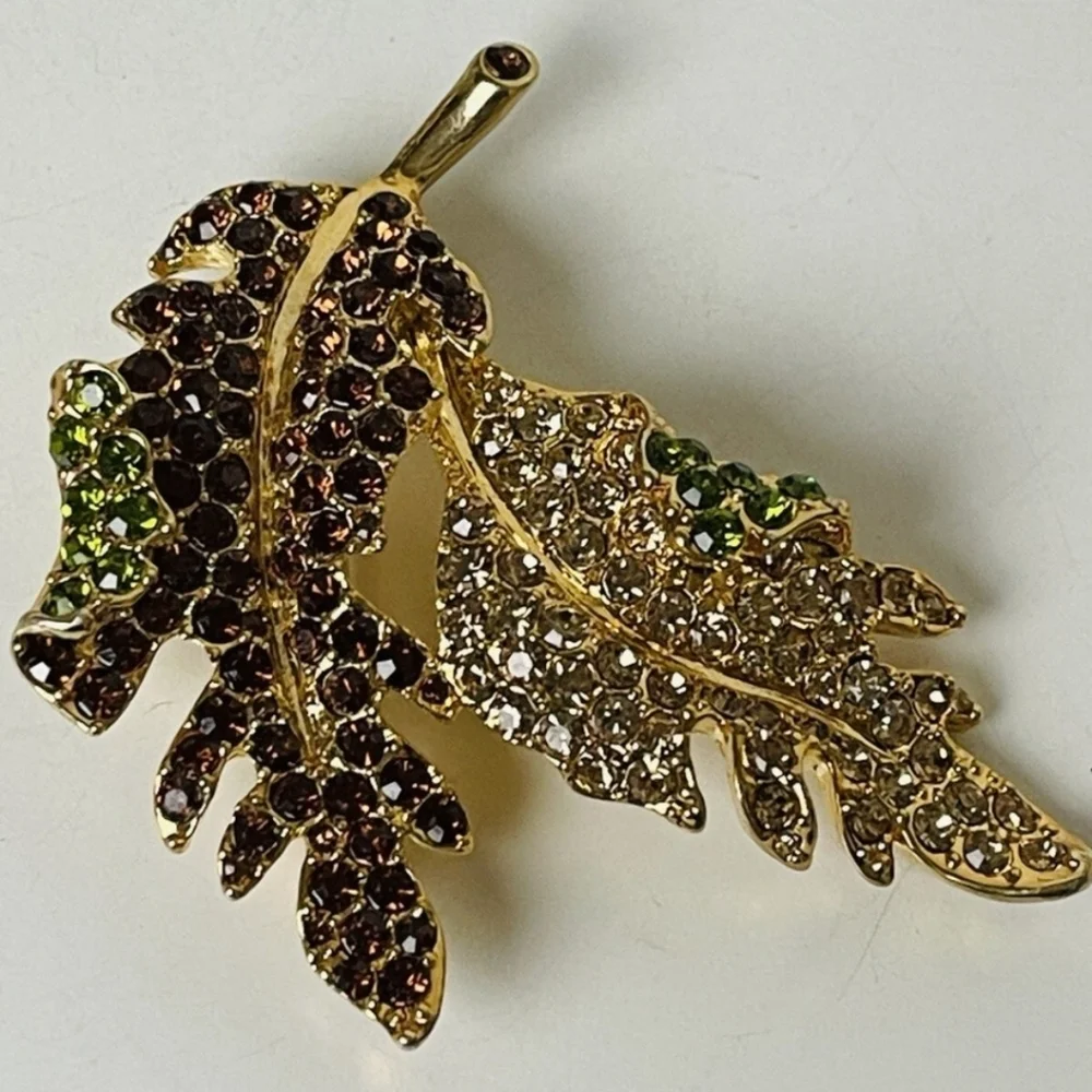 KJL Kenneth Jay Lane Vintage Jeweled Leaf Brooch Gold Tone Rhinestone Statement